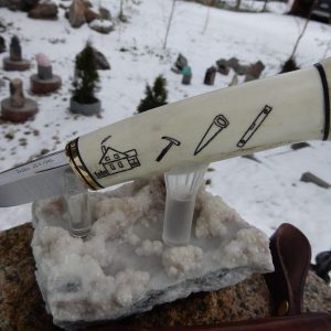 Tilaustyö puukko kirvesmiehelle.