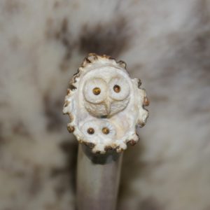 Pöllöt puukko kaiverrustyö